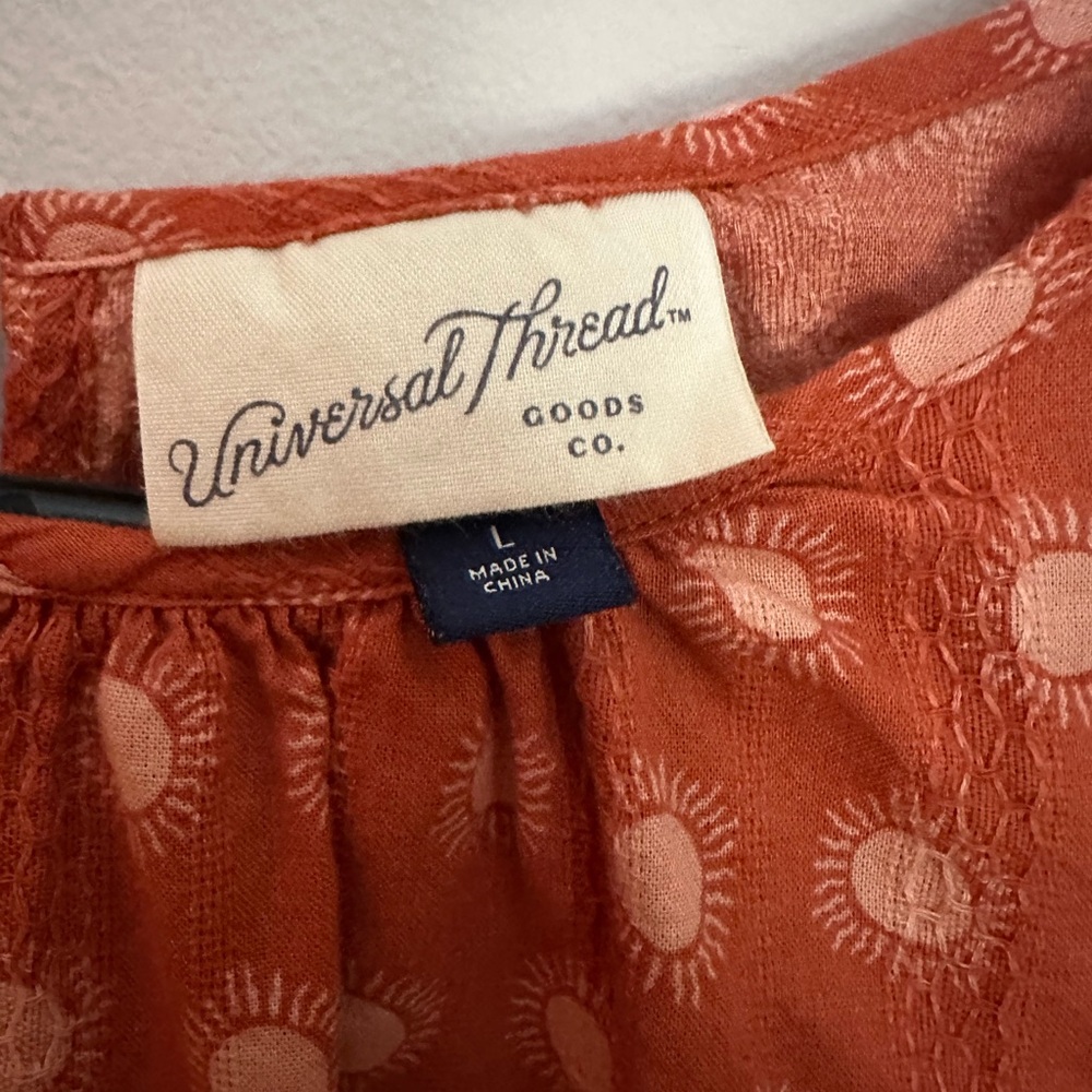Universal Thread Ruffle Blouse Large Rust EUC - Picture 6 of 7